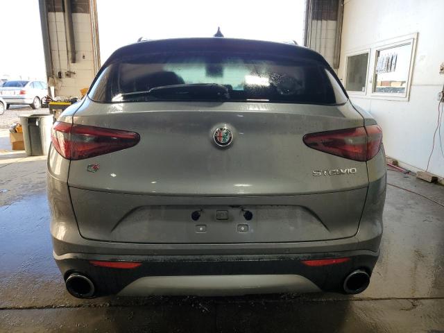 ZASFAKNN2J7B99446 - 2018 ALFA ROMEO STELVIO TI SPORT GRAY photo 6