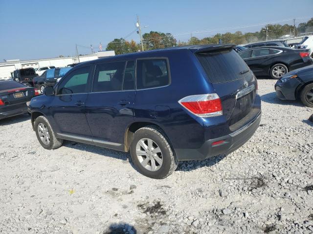 5TDZA3EH3DS042198 - 2013 TOYOTA HIGHLANDER BASE BLUE photo 2