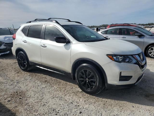 5N1AT2MTXHC828882 - 2017 NISSAN ROGUE S WHITE photo 4