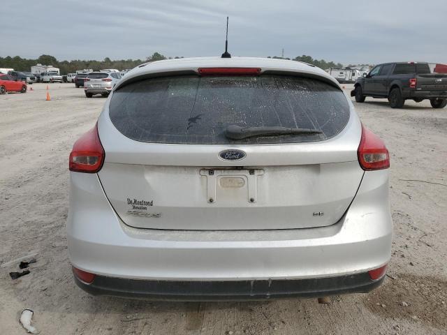 1FADP3K24JL235763 - 2018 FORD FOCUS SE SILVER photo 6