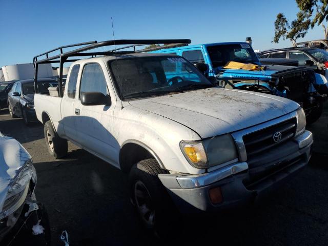 5TESM92N2YZ698178 - 2000 TOYOTA TACOMA XTRACAB PRERUNNER WHITE photo 4