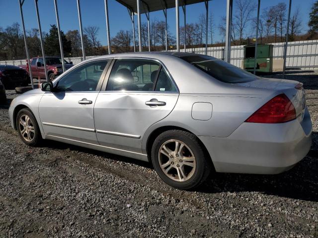 1HGCM56397A084616 - 2007 HONDA ACCORD SE SILVER photo 2