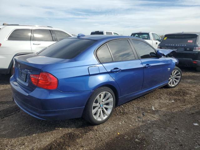 WBAPK7C58BA970567 - 2011 BMW 328 XI BLUE photo 3