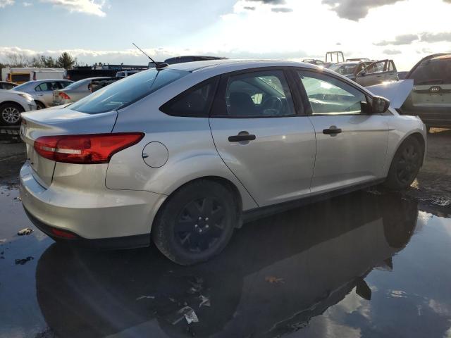 1FADP3E22GL215421 - 2016 FORD FOCUS S SILVER photo 3