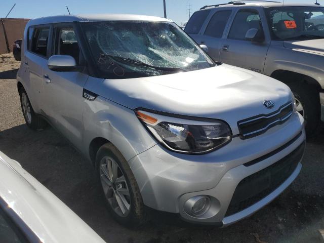 KNDJP3A54J7530850 - 2018 KIA SOUL + SILVER photo 4