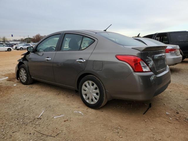 3N1CN7AP5HK465111 - 2017 NISSAN VERSA S CHARCOAL photo 2