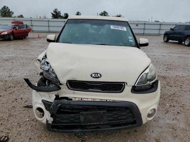 KNDJT2A67D7523409 - 2013 KIA SOUL + WHITE photo 5