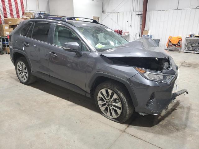 2T3A1RFV9LC135276 - 2020 TOYOTA RAV4 XLE PREMIUM GRAY photo 4