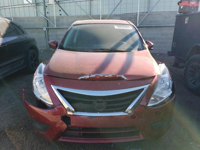 3N1CN7AP8JL809739 - 2018 NISSAN VERSA S BURGUNDY photo 5