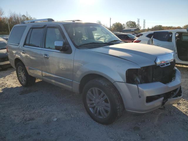 5LMFU27587LJ11652 - 2007 LINCOLN NAVIGATOR 棕色 照片 4