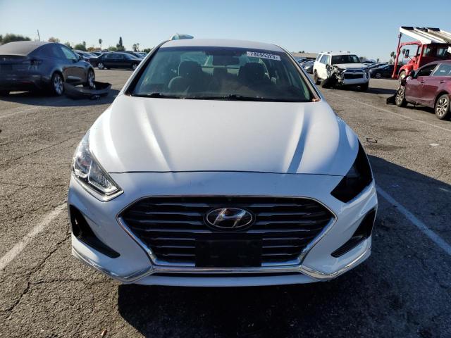 5NPE24AF3JH703994 - 2018 HYUNDAI SONATA SE WHITE photo 5