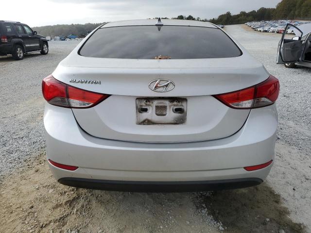 5NPDH4AEXFH612164 - 2015 HYUNDAI ELANTRA SE SILVER photo 6