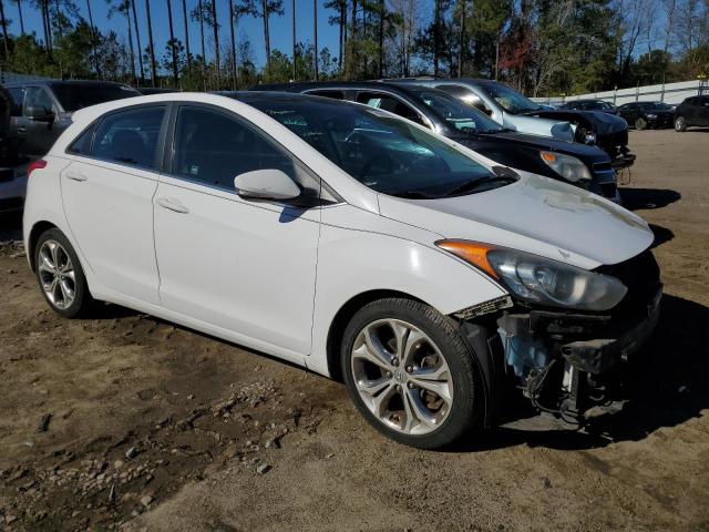 KMHD35LE3DU022968 - 2013 HYUNDAI ELANTRA GT WHITE photo 4