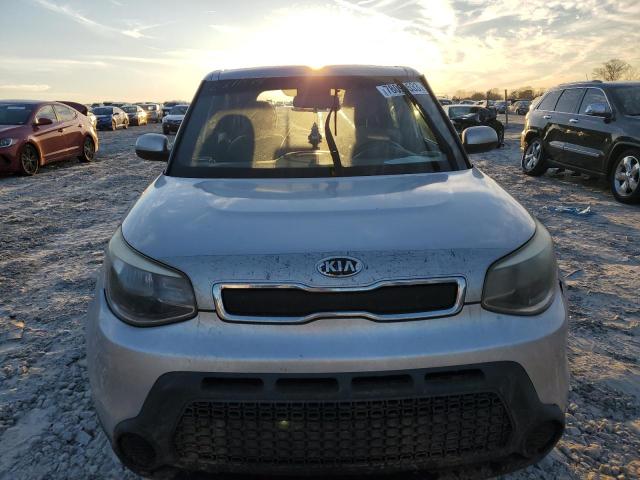 KNDJN2A20E7705297 - 2014 KIA SOUL SILVER photo 5