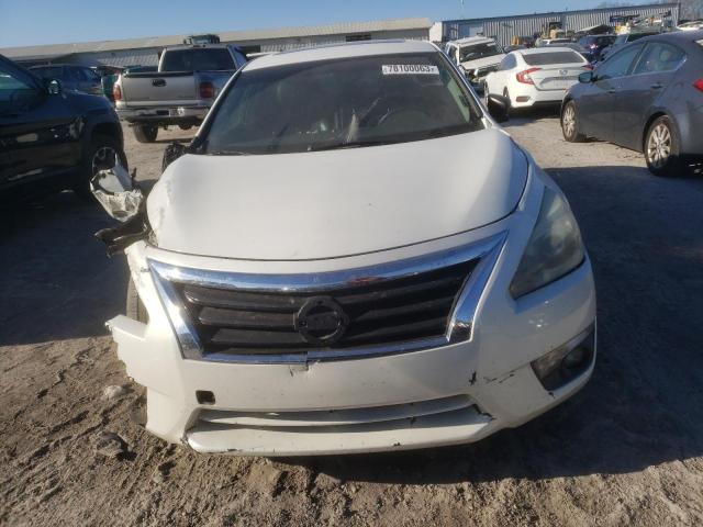 1N4AL3AP2DC914687 - 2013 NISSAN ALTIMA 2.5 WHITE photo 5