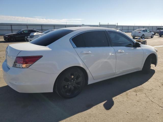 1HGCP26748A026729 - 2008 HONDA ACCORD EX WHITE photo 3