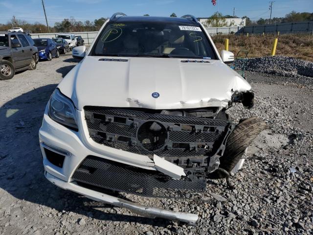 4JGDF7DE8FA458530 - 2015 MERCEDES-BENZ GL 550 4MATIC WHITE photo 5