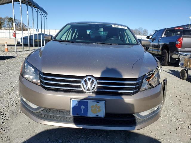 1VWAT7A33FC079004 - 2015 VOLKSWAGEN PASSAT S SILVER photo 5