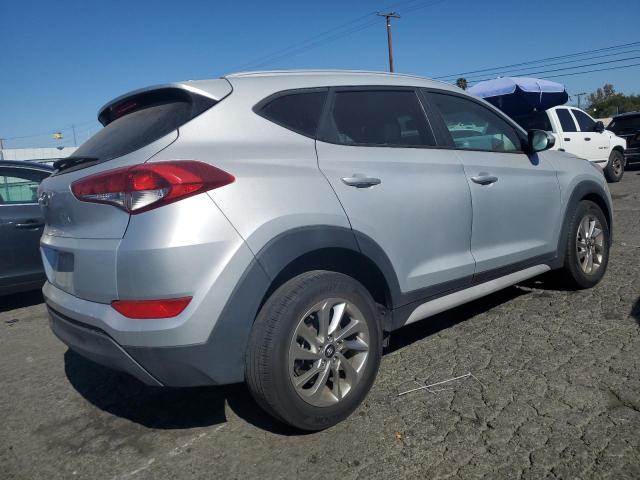 KM8J33A44JU651670 - 2018 HYUNDAI TUCSON SEL SILVER photo 3