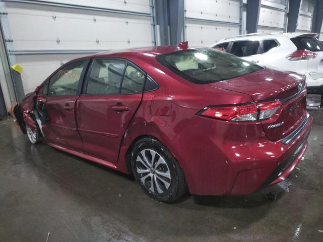 JTDEAMDE2NJ060086 - 2022 TOYOTA COROLLA LE RED photo 2