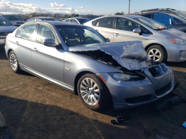 WBAPH53539A436437 - 2009 BMW 328 I SULEV SILVER photo 4