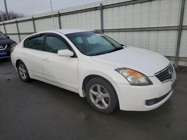 1N4AL21E87N494984 - 2007 NISSAN ALTIMA 2.5 WHITE photo 4