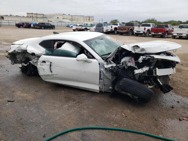 1G1FB1RS6H0112059 - 2017 CHEVROLET CAMARO LT WHITE photo 4