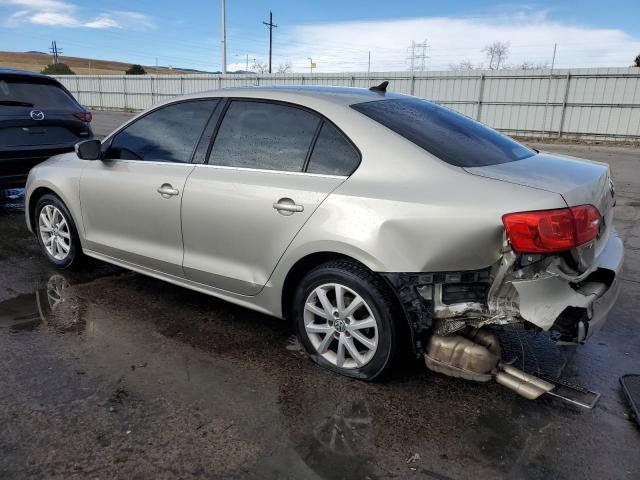 3VWDP7AJ1DM263692 - 2013 VOLKSWAGEN JETTA SE BEIGE photo 2