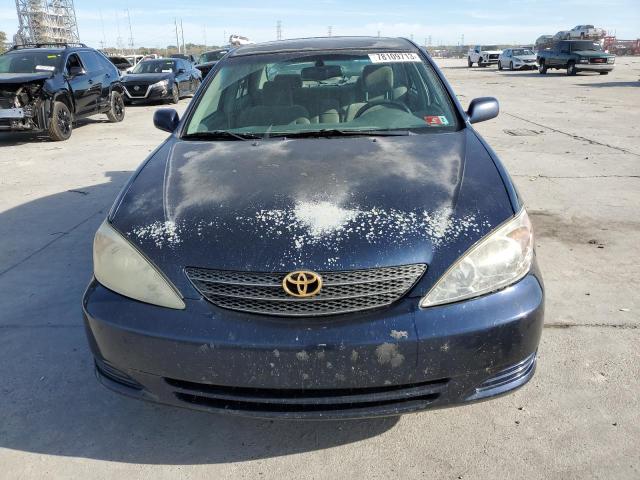 4T1BE32K73U186543 - 2003 TOYOTA CAMRY LE BLUE photo 5