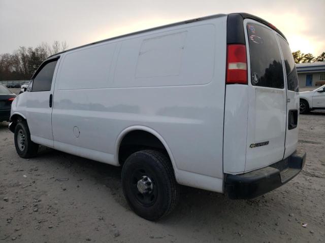 1GCWGAFP1K1185768 - 2019 CHEVROLET EXPRESS G2 WHITE photo 2