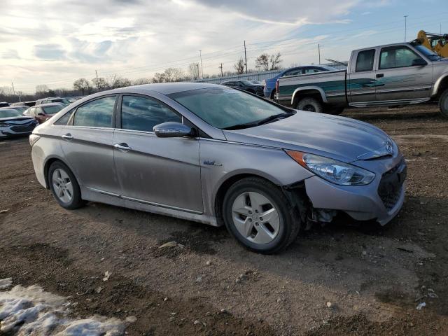 KMHEC4A41BA017243 - 2011 HYUNDAI SONATA HYBRID SILVER photo 4