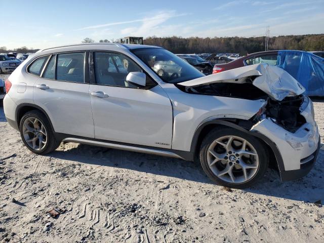 WBAVM1C54EVW56765 - 2014 BMW X1 SDRIVE28I WHITE photo 4