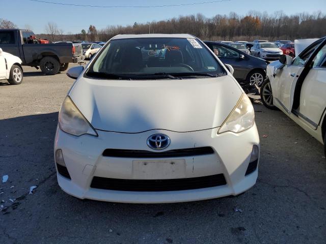 JTDKDTB39D1047629 - 2013 TOYOTA PRIUS C WHITE photo 5