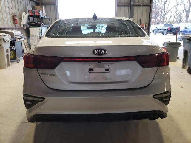 3KPF24AD7KE006711 - 2019 KIA FORTE FE SILVER photo 6