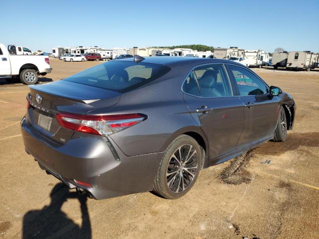 4T1B11HK6JU555672 - 2018 TOYOTA CAMRY L GRAY photo 3