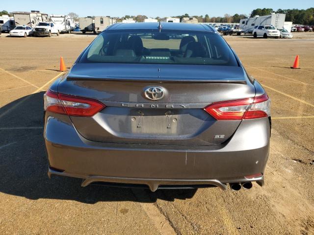 4T1B11HK6JU555672 - 2018 TOYOTA CAMRY L GRAY photo 6