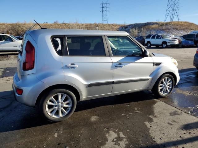 KNDJT2A67D7568446 - 2013 KIA SOUL + SILVER photo 3