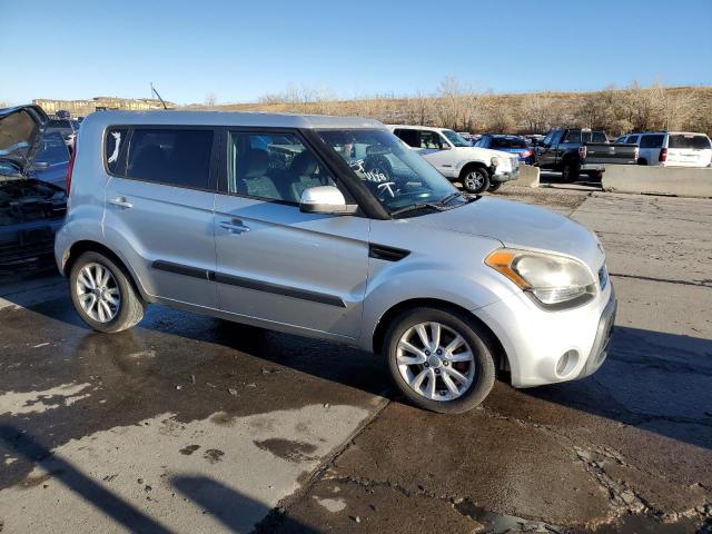 KNDJT2A67D7568446 - 2013 KIA SOUL + SILVER photo 4