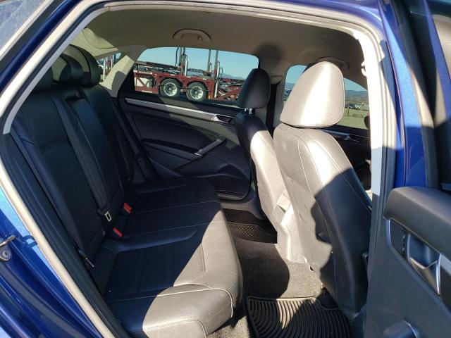 1VWDT7A30HC015079 - 2017 VOLKSWAGEN PASSAT R-LINE Blau Foto 10