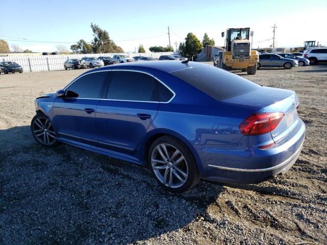 1VWDT7A30HC015079 - 2017 VOLKSWAGEN PASSAT R-LINE Blau Foto 2