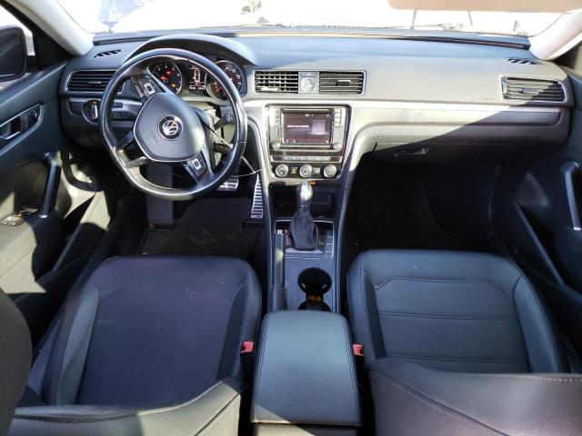 1VWDT7A30HC015079 - 2017 VOLKSWAGEN PASSAT R-LINE Blau Foto 8