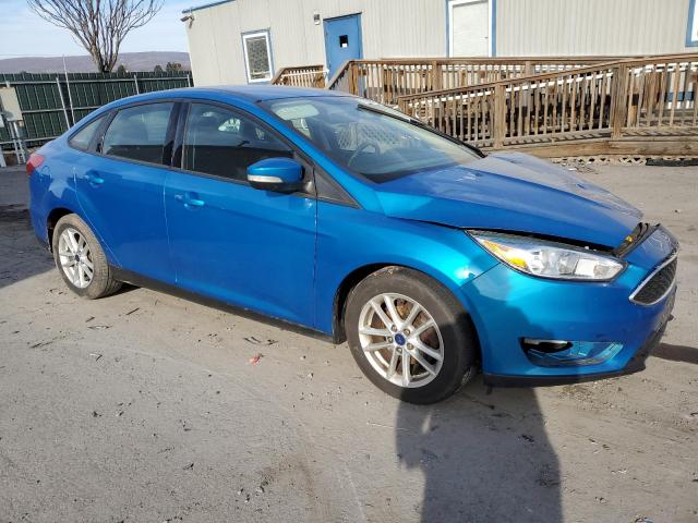 1FADP3F23GL403377 - 2016 FORD FOCUS SE BLUE photo 4