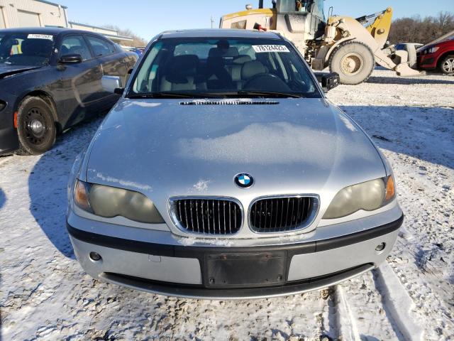 WBAEV334X5KL63759 - 2005 BMW 3 SERIES I ვერცხლისფერი ფოტო 5