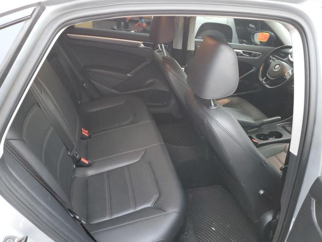 1VWDT7A37HC006864 - 2017 VOLKSWAGEN PASSAT R-LINE Gümüş foto 10