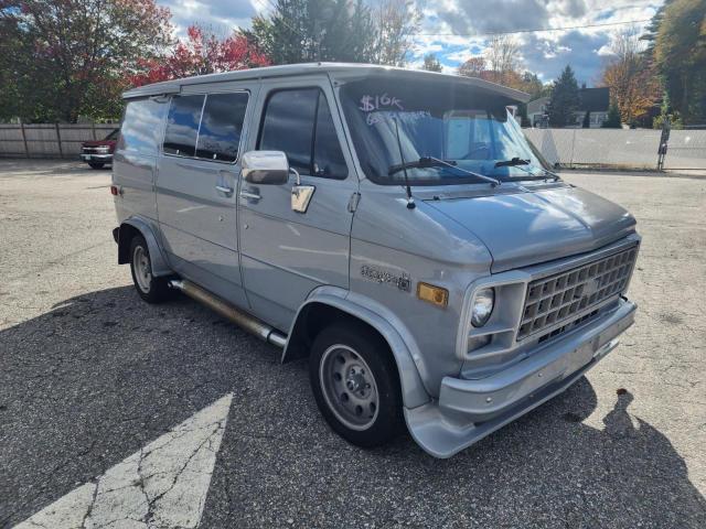 2GCCG15H2C4144413 - 1982 CHEVROLET G10 GRAY photo 1