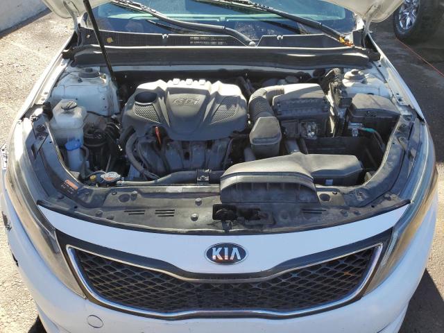 KNAGM4A79F5652937 - 2015 KIA OPTIMA LX WHITE photo 11