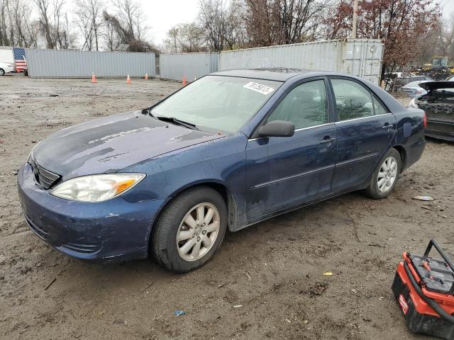 4T1BE30K82U636525 - 2002 TOYOTA CAMRY LE BLUE photo 1