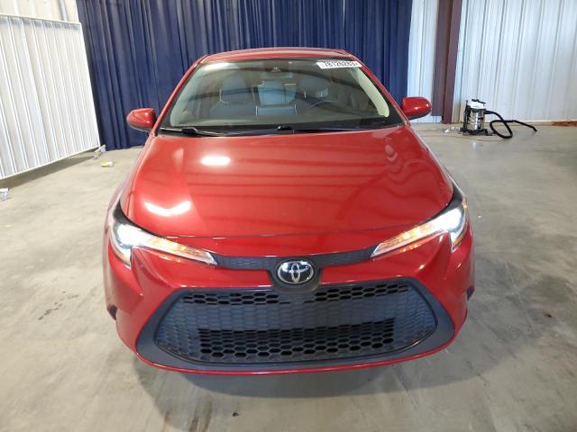 JTDEPMAE5MJ125191 - 2021 TOYOTA COROLLA LE RED photo 5