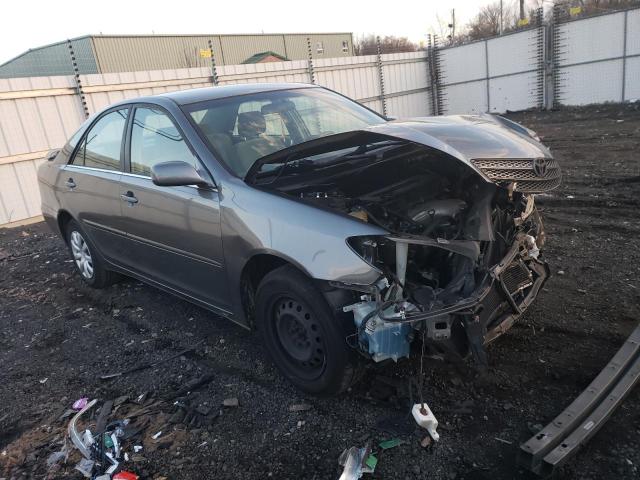 JTDBE32K420112703 - 2002 TOYOTA CAMRY LE GRAY photo 4