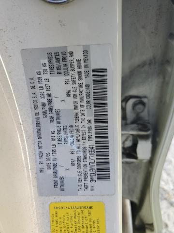 3MYDLBYV7LY716541 - 2020 TOYOTA YARIS L WHITE photo 12